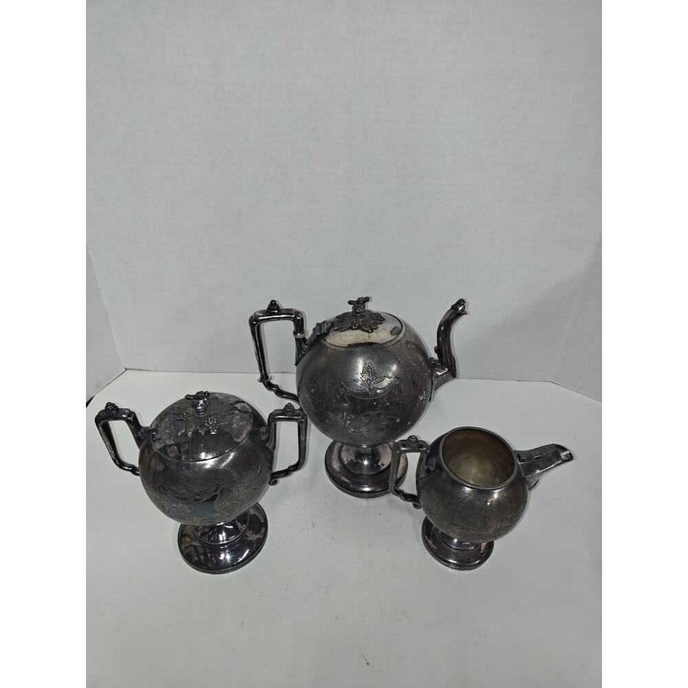 Rogers Smith & Co. New Haven Conn. 124 Botanical Engraving Teapot Cream & Sugar